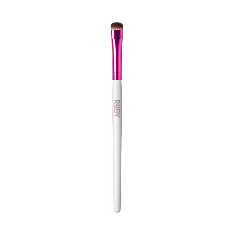 Ruby Kisses Makeup Brush - C-Curve Eyeshadow 13 product image