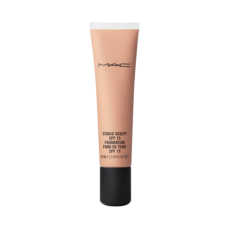 MAC Studio Sculpt SPF 15 Foundation NW30 40ml product image